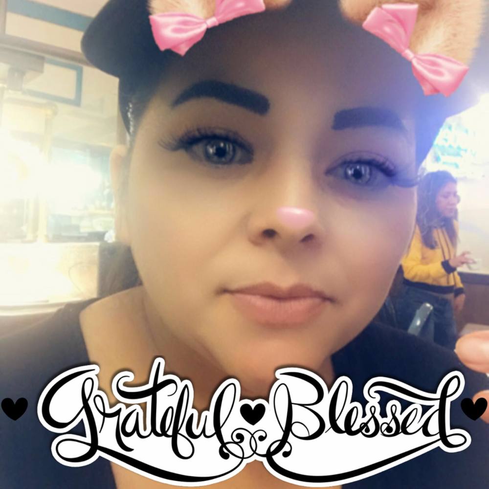 Meet your Posher, Araceli